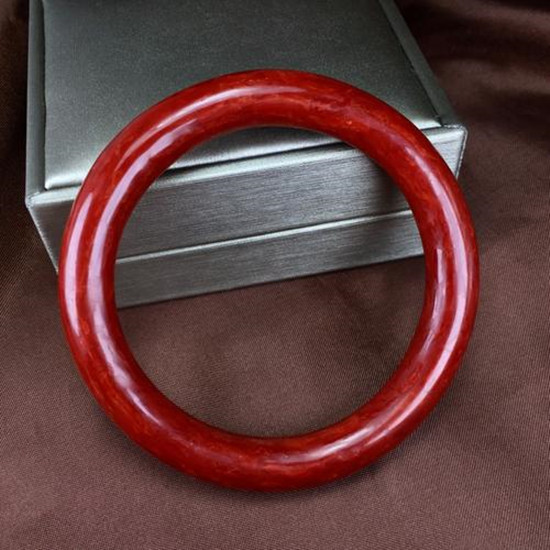 阿卡红珊瑚贵吗 阿卡红珊瑚图片特点   第2张