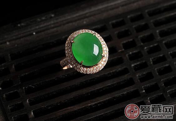 戒指与指形、肤色的搭配 