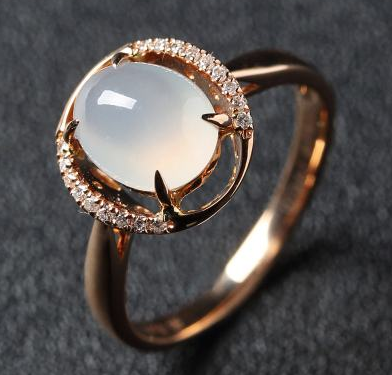 白冰翡翠多少钱 白冰翡翠价格图片 第1张