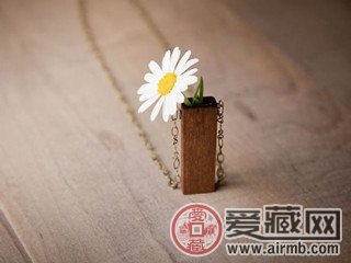 红翡翠鉴定方法 