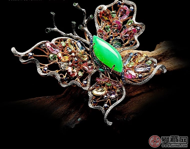 如何挑选好的翡翠胸针？有哪些购买技巧 