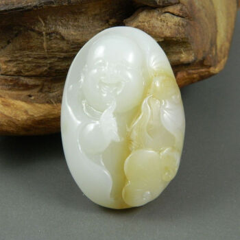 和田玉佛吊坠价格一般多少   第2张