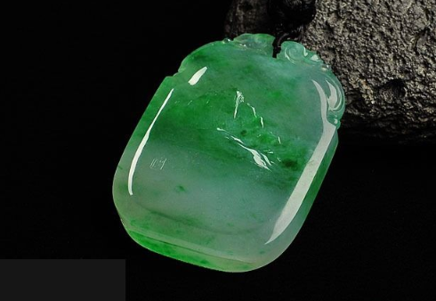 哪里有翡翠鉴定 哪里鉴定翡翠好 第1张