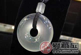 买翡翠，一定要买“活翡翠” 