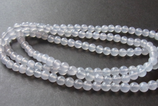 翡翠珠子市场价 一颗翡翠珠子多少钱   第2张