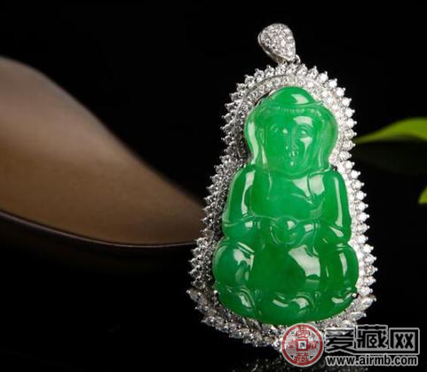 翡翠和玉哪个值钱？翡翠和玉的区别 