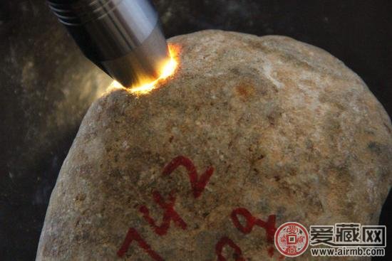 翡翠原石的鉴别   第1张