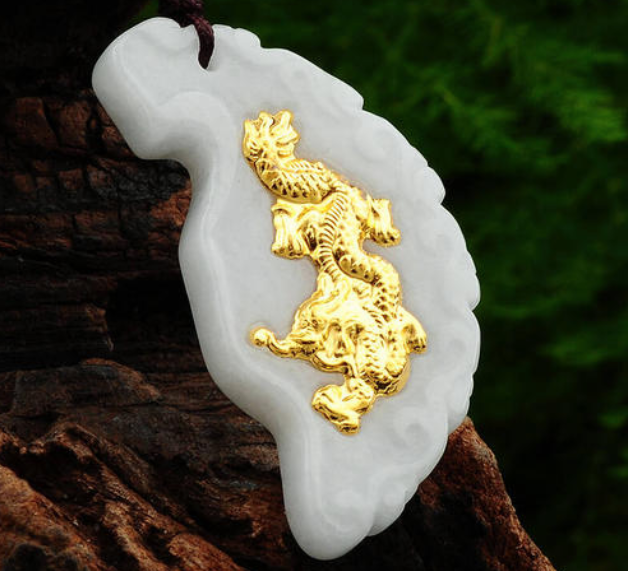 翡翠金镶玉市场价 翡翠金镶玉多少钱一个   第1张