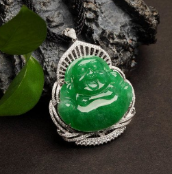 翡翠笑佛有什么寓意 翡翠笑佛怎么挑选 