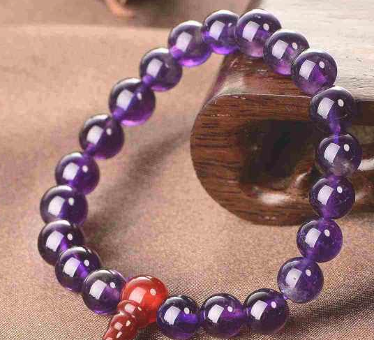 玛瑙各种颜色的寓意是什么 玛瑙颜色代表的寓意   第2张