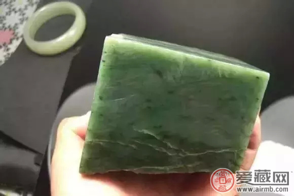 青海碧玉值得收藏吗，为什么 