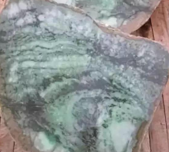 翡翠能承受多少度的高温，说出来吓你一跳   第3张