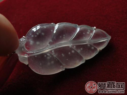 冰种翡翠白棉并不是不好，只是需要一个欣赏角度 