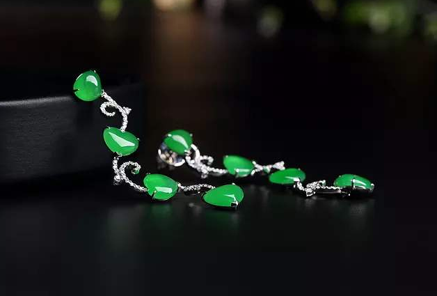 翡翠识别简单基本的方法 买翡翠必备知识   第2张