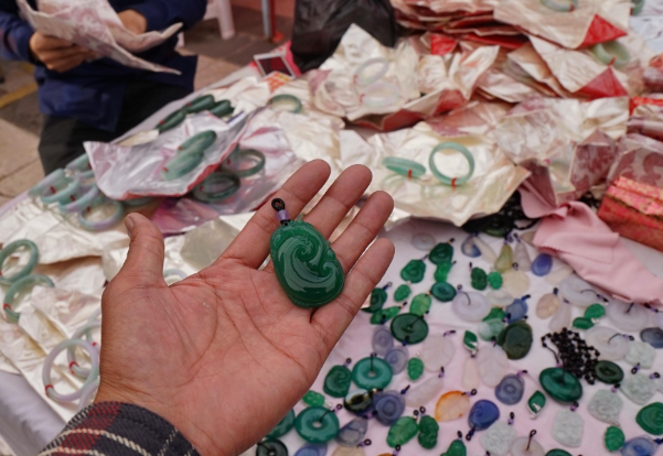 昆明翡翠市场价格 昆明买翡翠价格是多少   第1张