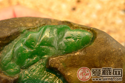翡翠明料市场价是如何确定的?想要购买翡翠明料的朋友快来看看 