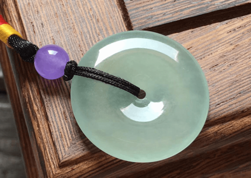 糯种翡翠平安扣市场价一般是多少钱一个   第2张