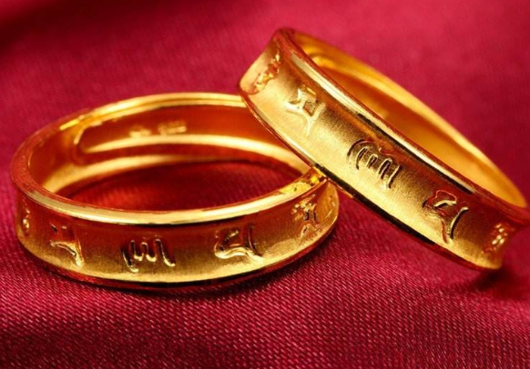 纯金戒指多少钱一个   第1张