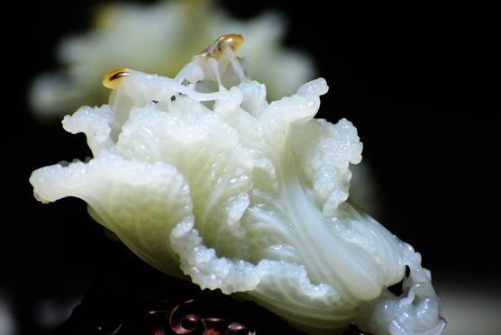 翡翠价值逐渐上涨，背后的原因是不可再生   第5张