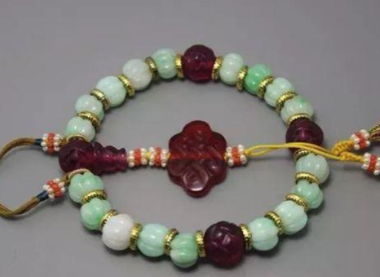 翡翠珠子手串多少颗有讲究吗 翡翠珠子手串戴几颗的好   第1张