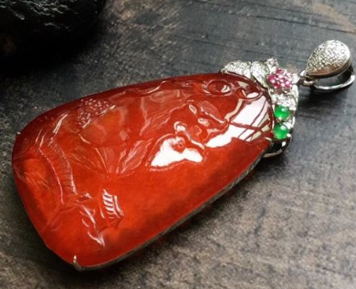 红翡翠吊坠 红翡翠吊坠图片及价格   第1张