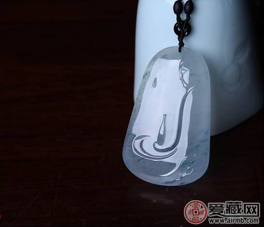 挑选翡翠首饰有哪些注意事项? 