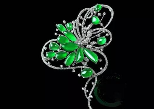 镶嵌饰品让翡翠尽显的绝世风华   第1张
