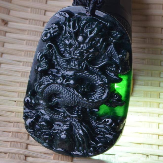 怎么鉴别墨翠 墨翠的价格高不高