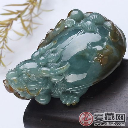 什么是油青种翡翠？油青种翡翠价值区间是多少 