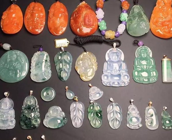 翡翠价值逐渐上涨，背后的原因是不可再生   第10张