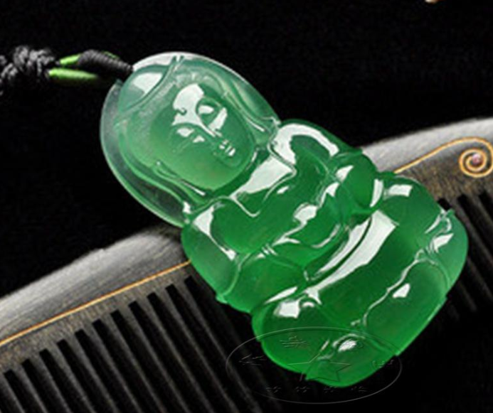 东陵玉和翡翠的区别 区分东陵玉和翡翠的方法   第2张