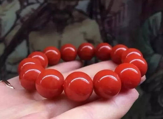 如何辨别红玛瑙的真假 红玛瑙的鉴别知识 第1张
