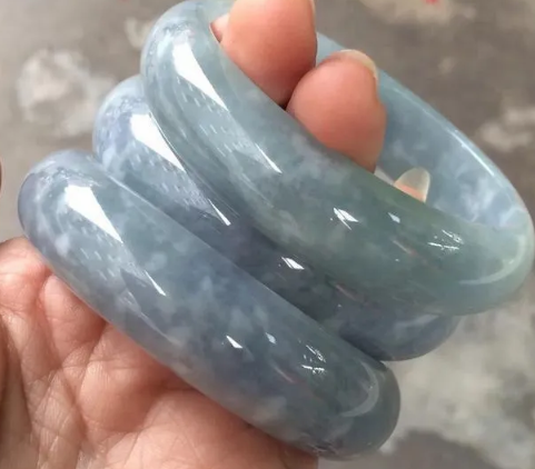 怎么辨认翡翠的真假 新手买翡翠必看   第2张