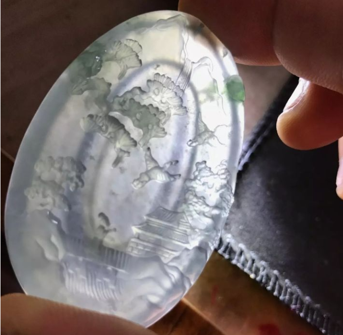 翡翠原石哪里可以鉴定 翡翠原石的专业鉴定程序   第2张