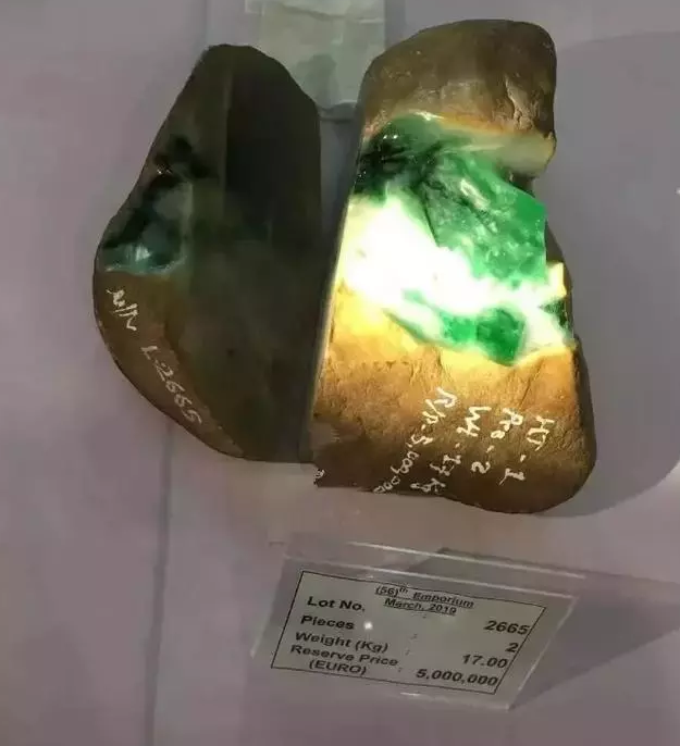 翡翠原石报价 翡翠原石多少一公斤   第4张