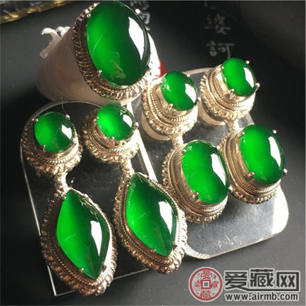 水种翡翠真假怎么看好呢？ 