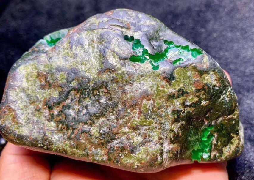 缅甸十大翡翠坑口 缅甸十大翡翠坑口有哪些   第2张