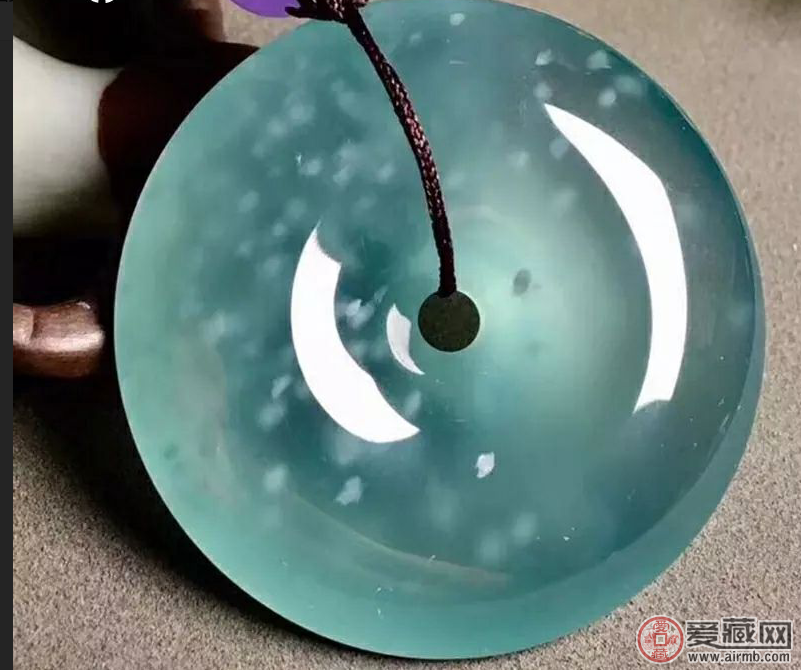 如何识别假冰种翡翠 