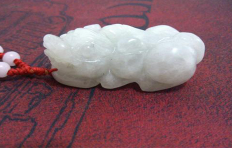 翡翠貔貅的市场价值 翡翠貔貅的市场价格是多少   第1张