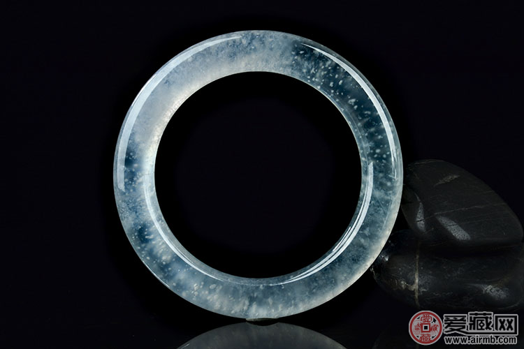 “真假”玻璃种翡翠，你买的是“翡翠”还是“玻璃”? 