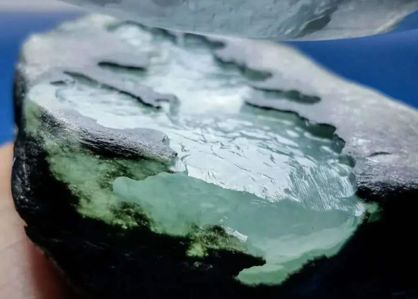 去哪买翡翠原石 翡翠原石价格多少 第2张