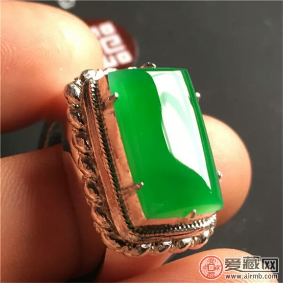 翡翠虽好，但是送礼不能乱送，这几点翡翠禁忌要知道   第3张
