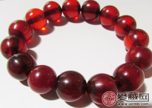 2017年血珀价格怎么样?血珀多少钱一克?   第2张