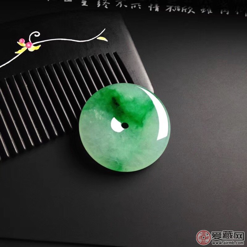 翡翠该如何收藏？   第2张