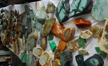 姐告翡翠批发市场 姐告翡翠批发市场在哪   第2张