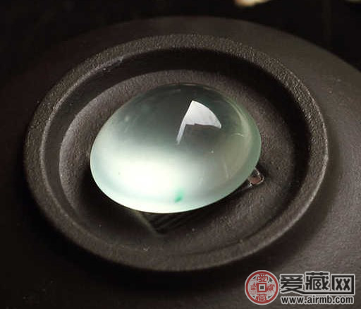 冰种翡翠大蛋面，应该怎样正确挑选? 