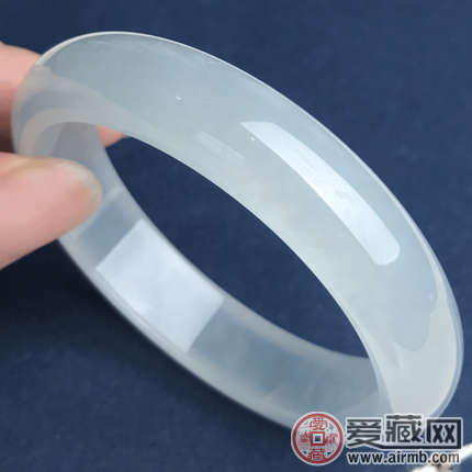 冰种翡翠真假应该怎么看？ 