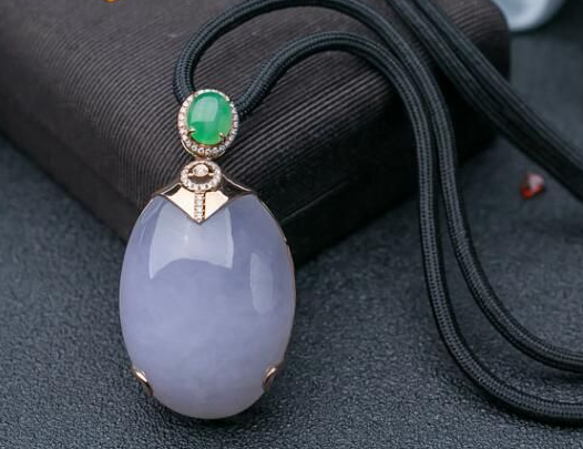 翡翠市场价格 翡翠现在市场价格是多少   第1张