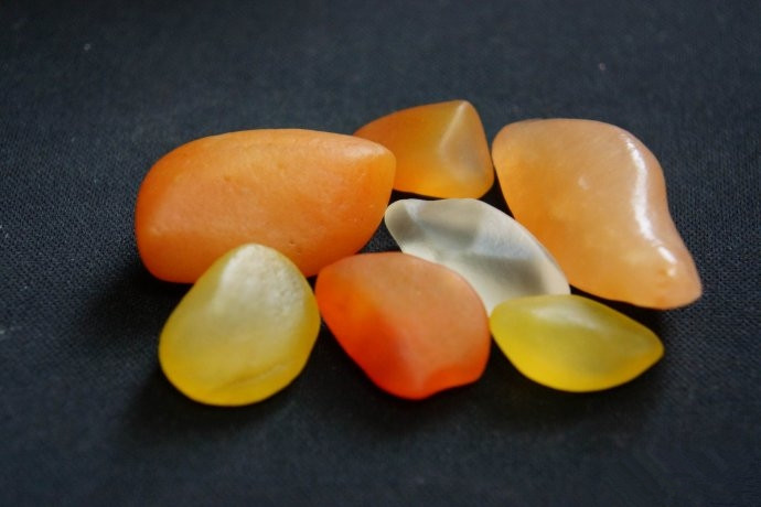 金丝玉产地 金丝玉有哪些特征   第1张