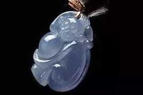 同一款翡翠挂件，男女佩戴的意义并不相同，不要搞乱了   第5张